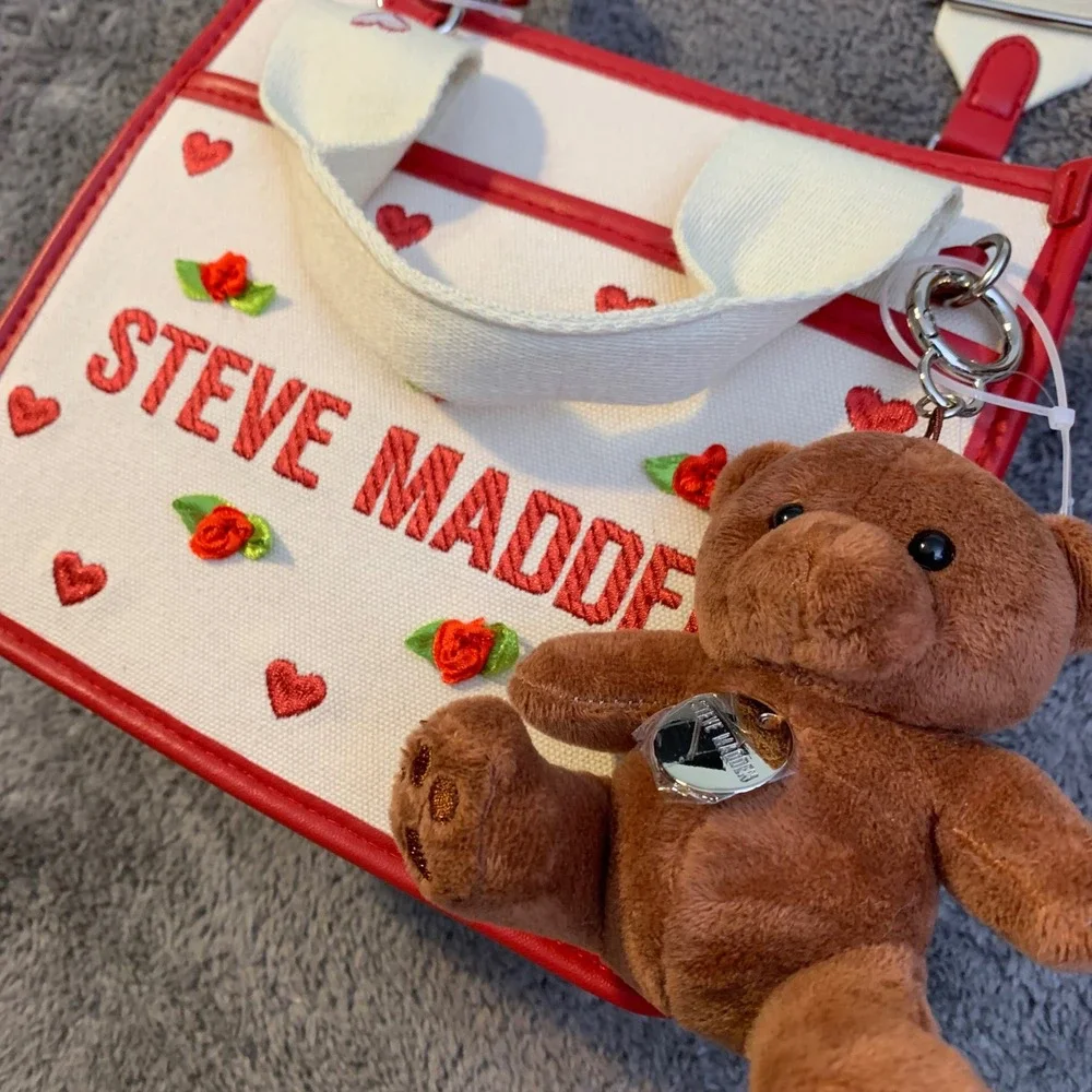 Steve Madden Rosette‎ Satchel Red Embroidered Hearts with Bear DT627305
